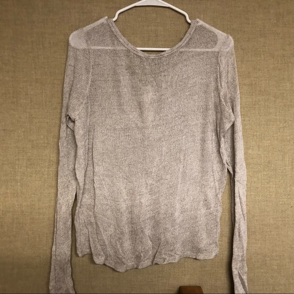 Brandy Melville Long Sleeve - Picture 4 of 4
